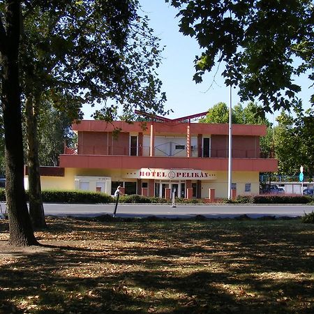 Hotel Pelikan Hódmezővásárhely Exteriér fotografie